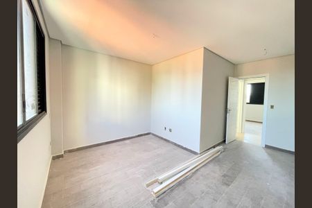 Apartamento à venda com 101m², 4 quartos e 3 vagasSuíte