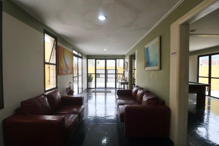 Apartamento para alugar com 80m², 2 quartos e 1 vaga Apartamento para alugar com 80m², 2 quartos e 1 vagaHall de entrada