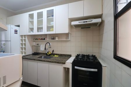Apartamento para alugar com 80m², 2 quartos e 1 vaga Apartamento para alugar com 80m², 2 quartos e 1 vagaCozinha