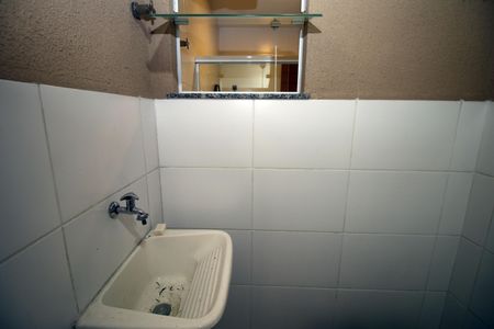 Casa para alugar com 100m², 2 quartos e 1 vagaÁrea de Serviço