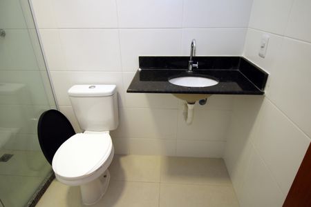 Casa para alugar com 100m², 2 quartos e 1 vagaBanheiro 1