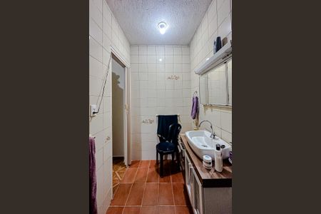 Casa à venda com 195m², 5 quartos e 2 vagasBanheiro (Casa 2)