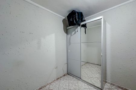 Casa à venda com 195m², 5 quartos e 2 vagasQuarto 2