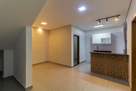 Sala/Cozinha de casa de condomínio para alugar com 2 quartos, 46m² em Vila Ema, São Paulo