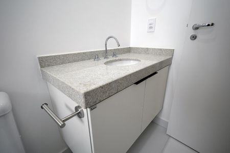 Apartamento à venda com 94m², 3 quartos e 2 vagas Apartamento à venda com 94m², 3 quartos e 2 vagasBanheiro Suíte