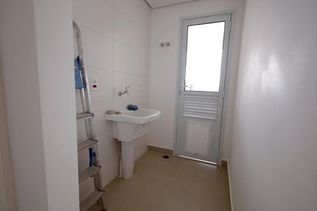 Apartamento à venda com 94m², 3 quartos e 2 vagas Apartamento à venda com 94m², 3 quartos e 2 vagasÁrea de Serviço