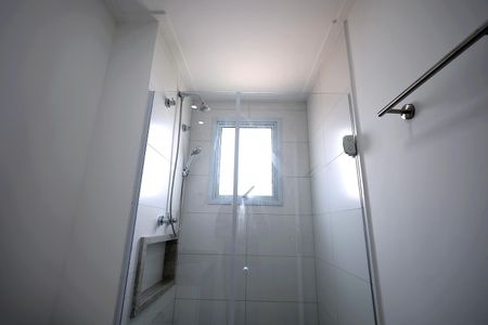 Apartamento à venda com 94m², 3 quartos e 2 vagas Apartamento à venda com 94m², 3 quartos e 2 vagasBanheiro Suíte 2