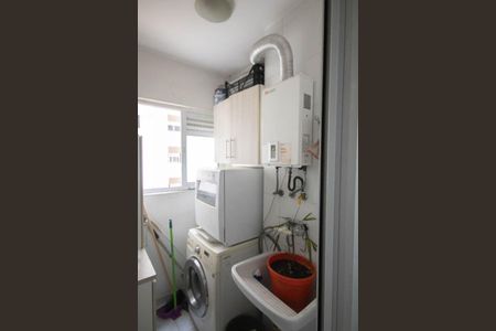 Apartamento para alugar com 66m², 3 quartos e 1 vagaÁrea de Serviço