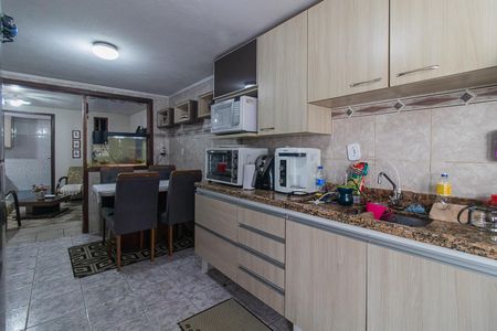 Casa à venda com 300m², 2 quartos e 2 vagasCozinha