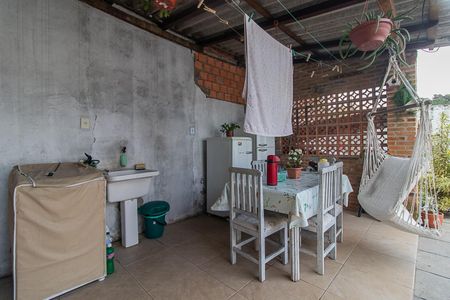 Casa à venda com 300m², 2 quartos e 2 vagasQuintal