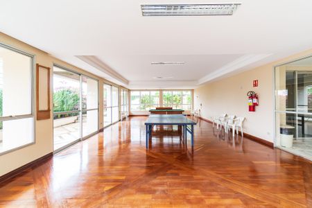 Apartamento à venda com 70m², 2 quartos e 1 vagaÁrea comum