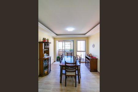 Apartamento à venda com 70m², 2 quartos e 1 vagaSala