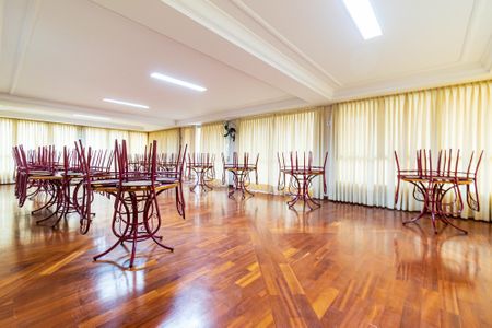 Apartamento à venda com 70m², 2 quartos e 1 vagaÁrea comum