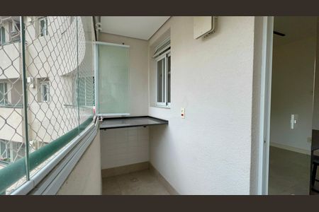 Varanda de apartamento à venda com 1 quarto, 36m² em Jardim Paulista, São Paulo