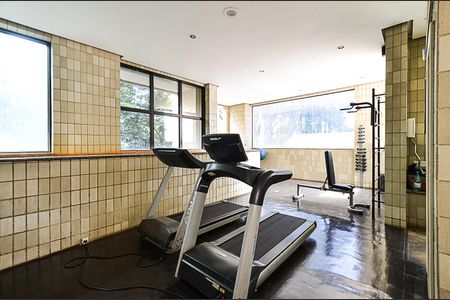 Apartamento à venda com 44m², 1 quarto e 1 vaga Apartamento à venda com 44m², 1 quarto e 1 vagaÁrea comum - Academia