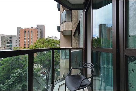 Varanda de apartamento à venda com 1 quarto, 44m² em Savassi, Belo Horizonte