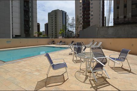 Apartamento à venda com 44m², 1 quarto e 1 vaga Apartamento à venda com 44m², 1 quarto e 1 vagaÁrea comum - Piscina