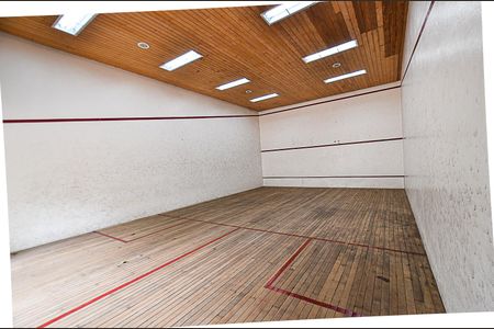 Apartamento à venda com 44m², 1 quarto e 1 vaga Apartamento à venda com 44m², 1 quarto e 1 vagaÁrea comum - Quadra de Squash