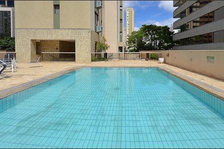 Apartamento à venda com 44m², 1 quarto e 1 vaga Apartamento à venda com 44m², 1 quarto e 1 vagaÁrea comum - Piscina
