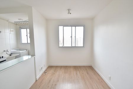 Sala de apartamento para alugar com 2 quartos, 41m² em Cambuci, São Paulo