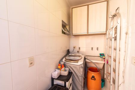 Casa à venda com 170m², 3 quartos e 4 vagas Casa à venda com 170m², 3 quartos e 4 vagasÁrea de serviço