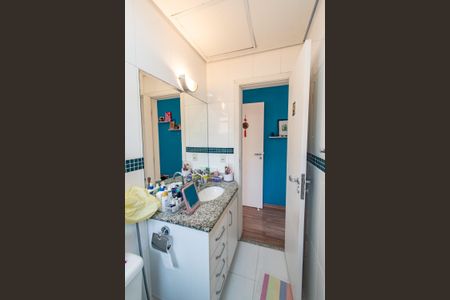 Casa à venda com 170m², 3 quartos e 4 vagas Casa à venda com 170m², 3 quartos e 4 vagasBanheiro da suíte 1