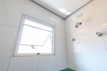 Casa à venda com 170m², 3 quartos e 4 vagas Casa à venda com 170m², 3 quartos e 4 vagasBanheiro da suíte 3