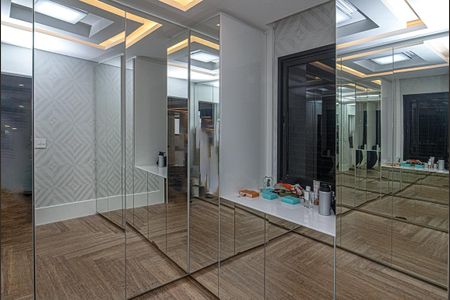 Apartamento à venda com 176m², 3 quartos e 3 vagas Apartamento à venda com 176m², 3 quartos e 3 vagasSuíte 2