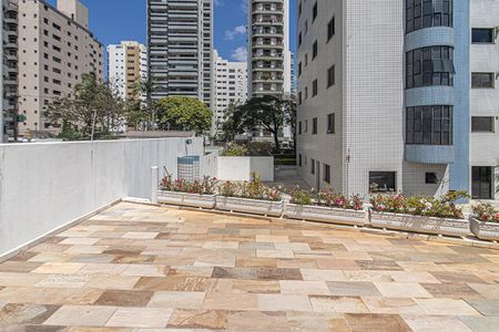 Apartamento à venda com 176m², 3 quartos e 3 vagas Apartamento à venda com 176m², 3 quartos e 3 vagasÁrea comum