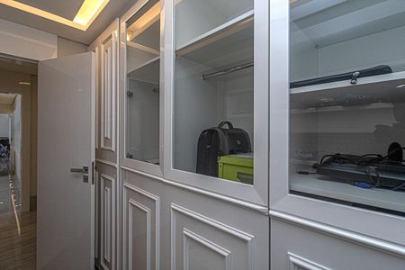 Apartamento à venda com 176m², 3 quartos e 3 vagas Apartamento à venda com 176m², 3 quartos e 3 vagasSuíte 1