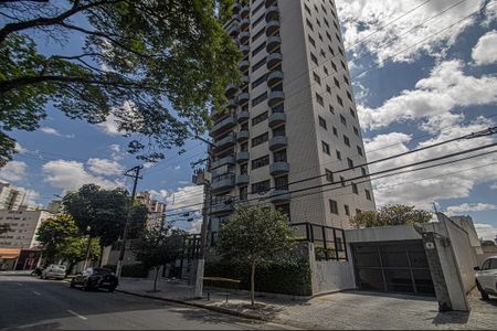 Apartamento à venda com 176m², 3 quartos e 3 vagas Apartamento à venda com 176m², 3 quartos e 3 vagasFachada