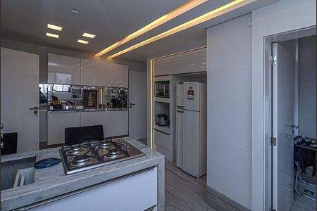 Apartamento à venda com 176m², 3 quartos e 3 vagas Apartamento à venda com 176m², 3 quartos e 3 vagasCozinha