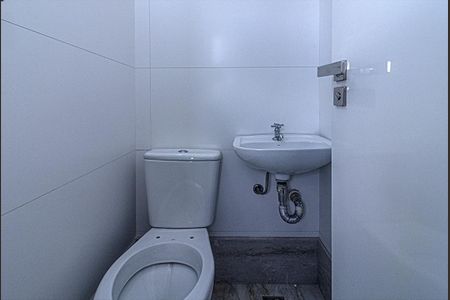 Apartamento à venda com 176m², 3 quartos e 3 vagas Apartamento à venda com 176m², 3 quartos e 3 vagasBanheiro de Serviço