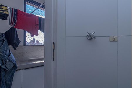 Apartamento à venda com 176m², 3 quartos e 3 vagas Apartamento à venda com 176m², 3 quartos e 3 vagasBanheiro de Serviço