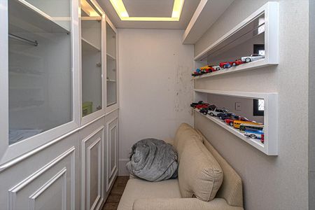 Apartamento à venda com 176m², 3 quartos e 3 vagas Apartamento à venda com 176m², 3 quartos e 3 vagasSuíte 1