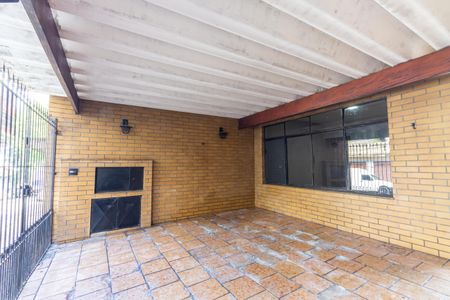Casa à venda com 400m², 2 quartos e 2 vagas Casa à venda com 400m², 2 quartos e 2 vagasÁrea comum