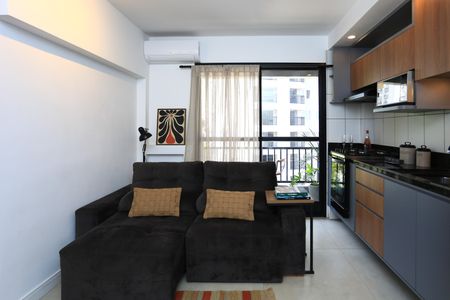 Sala de apartamento para alugar com 2 quartos, 39m² em Cidade Jardim, São Paulo