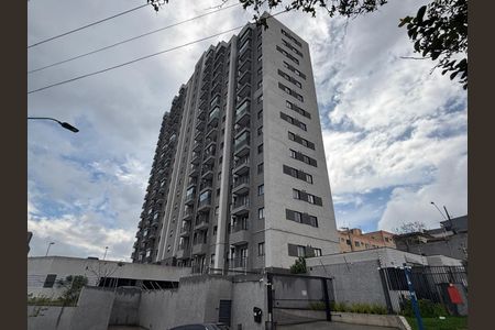 Apartamento à venda com 44m², 1 quarto e sem vaga Apartamento à venda com 44m², 1 quarto e sem vagaFachada e portaria