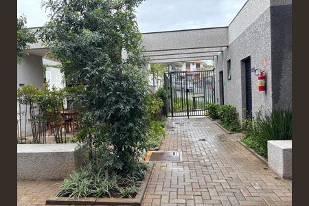 Apartamento à venda com 44m², 1 quarto e sem vaga Apartamento à venda com 44m², 1 quarto e sem vagaÁrea comum portaria e Entrada