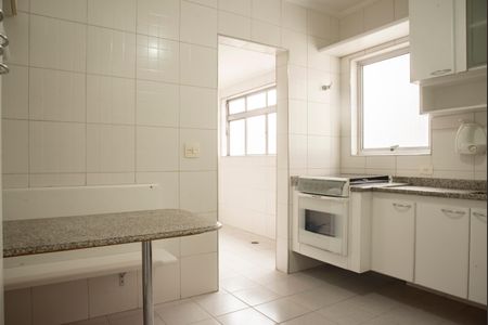 Apartamento à venda com 73m², 2 quartos e 2 vagasCozinha