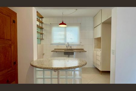 Apartamento à venda com 47m², 1 quarto e 1 vaga Apartamento à venda com 47m², 1 quarto e 1 vagaCozinha