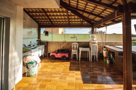 Apartamento à venda com 114m², 3 quartos e 1 vagaÁrea de Serviço