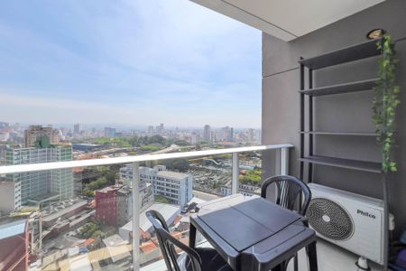 Studio para alugar com 23m², 1 quarto e 1 vaga Studio para alugar com 23m², 1 quarto e 1 vagaVaranda