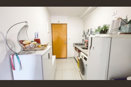 Apartamento à venda com 41m², 2 quartos e sem vaga Apartamento à venda com 41m², 2 quartos e sem vagaCozinha e Área de Serviço