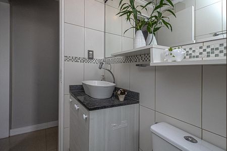Apartamento à venda com 51m², 2 quartos e 1 vaga Apartamento à venda com 51m², 2 quartos e 1 vagaBanheiro