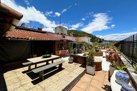 Apartamento para alugar com 4 quartos, 398m² em Catete, Rio de Janeiro