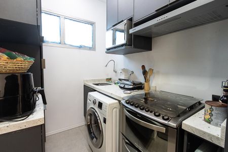 Apartamento à venda com 62m², 2 quartos e 1 vaga Apartamento à venda com 62m², 2 quartos e 1 vagaCozinha e Área de Serviço