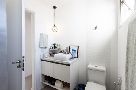 Apartamento à venda com 62m², 2 quartos e 1 vaga Apartamento à venda com 62m², 2 quartos e 1 vagaBanheiro da Suíte