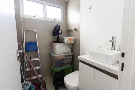 Apartamento à venda com 62m², 2 quartos e 1 vaga Apartamento à venda com 62m², 2 quartos e 1 vagaBanheiro Social