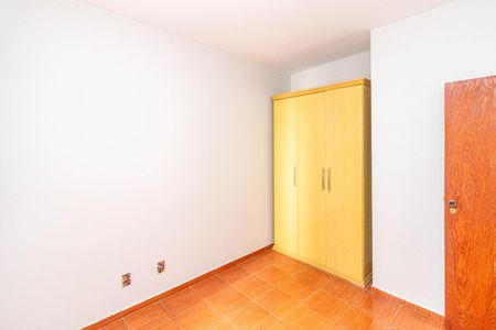 Quarto 2 de apartamento à venda com 3 quartos, 70m² em Heliópolis, Belo Horizonte